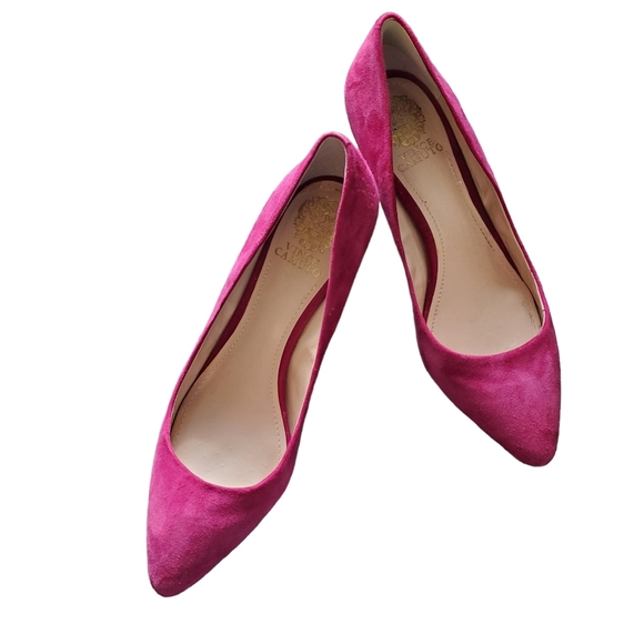 Vince Camuto Shoes - Vince Camuto purple faux suede 2½" heel shoes. 10M